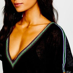 Pitusa V Back Cover Up Black